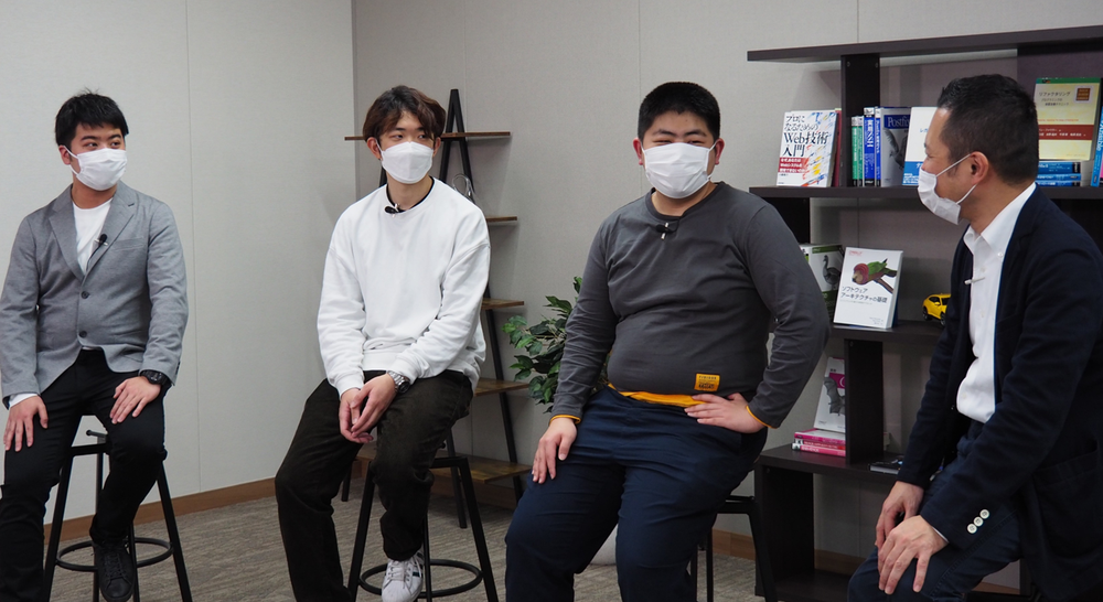 AtCoder表彰式_トークセッション.png